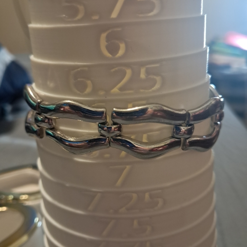 Vintage Monet Silver Tone Open Panel Link Bracelet With Safety Chain - Picture 3 of 4